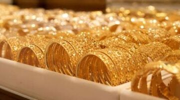 سعر الذهب اليوم يتذبذب.. عيار 21 يستقر دون 4300 جنيه منتصف التعاملات