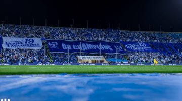 غضب الجماهير يفور بعد إشارة خارجة في مباراة الهلال وباختاكور