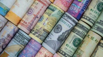 تحديثات أسعار العملات الأجنبية مقابل الجنيه المصري يوم الإثنين 10 مارس 2025