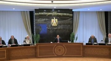 مدبولى: الحكومة تسعى لتوفير بيئة استثمار أكثر جاذبية بمجال البترول والطاقة