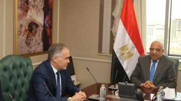 وزير الكهرباء يبحث تعزيز التعاون مع جنرال اليكتريك لرفع كفاءة وحدات الإنتاج