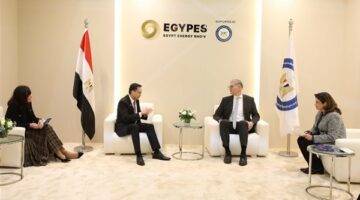 وزير البترول يبحث خطط «شل» في أنشطة البحث والاستكشاف بمصر