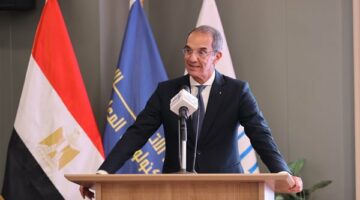 وزير الاتصالات: نستهدف تدريب 30 ألف خبير في مجال الذكاء الاصطناعي