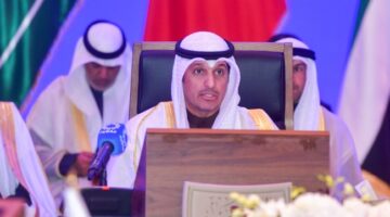 وزير الإعلام: دعم المبادرت التي تعزز العمل الشبابي الخليجي