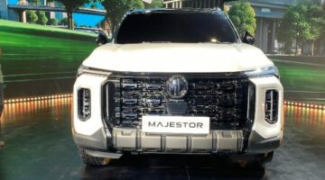 إم جي تقدم أحدث سيارة SUV ماجيستور 2025 .. صور