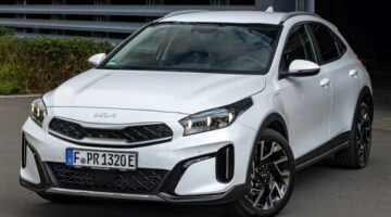 مواصفات كيا اكسيد 2025 الهاتشباك الجديدة
