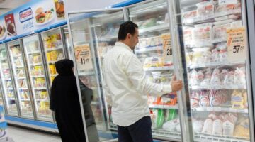 تخفيضات ضخمة.. الفراخ بـ 120.. واللحمة بـ 185 |اعرف المكان