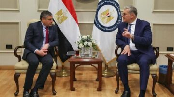وزير البترول يبحث خطط شركة بيكر هيوز لزيادة إنتاجها من مصر