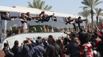 «حماس» وإسرائيل تُنجحان التبادل السادس وتتبادلان رسائل التحدي