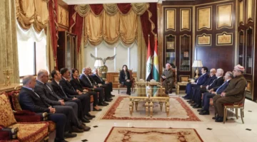 بارزاني يتسلم رسالة من أوجلان وسط مساعٍ للسلام مع أنقرة
