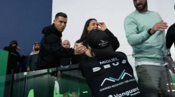 رونالدو يبث بطولة «بريمير بادل» عبر قناته على «يوتيوب»