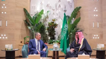 «لقاء الدرعية» ينهي القطيعة الأميركية ــ الروسية