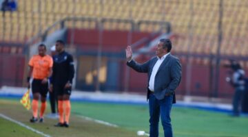 جوزيه بيسيرو لم يتعلم من الخطأ الذي أطاح به من نيجيريا!