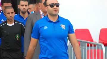 ✓ مولودية وجدة يقيل بنمسعود