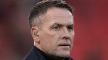 “يا له من فريق فظيع، إنهم فظيعون” – مايكل أوين ينتقد مانشستر يونايتد بعد خسارته 1-0 أمام توتنهام