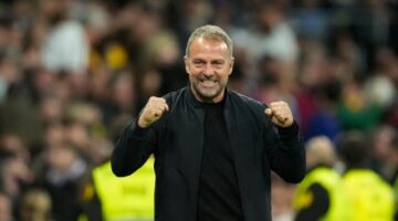 هانز فليك يدعم يامال ويفسر صحوة برشلونة في الدوري الإسباني