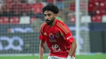 الأهلي يتقدم على الإسماعيلي بهدف من ركلة جزاء