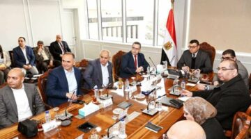 مصر بوست | وزير الإسكان يستعرض مع مسئولي شركة «فاوندرز» الفرص الاستثمارية والخطة الترويجية للمشروعات بالعاصمة الإدارية