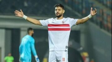 مصطفى شلبي يؤازر لاعبي الزمالك أمام بتروجت في الدوري
