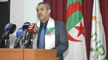 القانون الأساسي والنظام التعويضي.. سعداوي يتلقى اقترحات الاتحادية الوطنية لعمال التربية