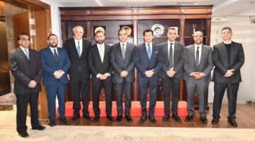 وزير الرياضة يلتقي بمجلس إدارة الاتحاد المصري للجولف لمناقشة خطط التطوير