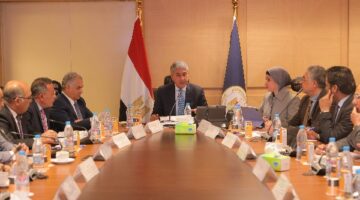 وزير السياحة والآثار يوافق على مشروع موازنة المتحف المصري الكبير