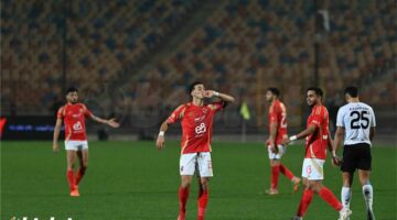 قائمة الأهلي لمباراة حرس الحدود في الدوري.. موقف بن شرقي وعلي معلول