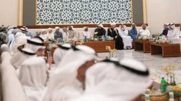 خالد بن محمد بن زايد يهنئ سرور بن محمد بحلول شهر رمضان المبارك