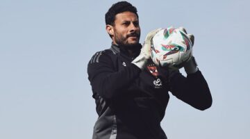 احتمالات رحيل محمد الشناوي عن الأهلي واردة.. مصدر يكشف