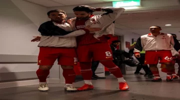 ليفربول يتفوق على ساوثهامبتون بثلاثية مذهلة في الدوري الإنجليزي لكرة القدم