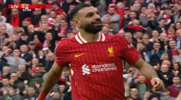 <p><strong>"محمد صلاح يتخطى راش ويماثل أجوير.. إنجازات تاريخية تكتب اسمه في عالم الكرة"</strong></p>