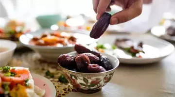 عدد ساعات الصيام في اليوم الثامن من شهر رمضان المبارك