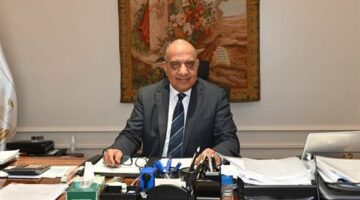 الكهرباء: مد ساعات العمل في مراكز خدمة المواطنين.. ومولدات احتياطية للمنشآت الحيوية