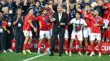 لاعب على مستوى عالي .. إشادة عصام الحضري الكبيرة بنجم الأهلي