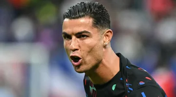 رونالدو يحمّس جماهير البرتغال استعدادًا للمواجهة الحاسمة ضد الدنمارك