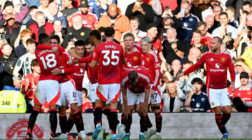 التعادل الإيجابي ينهي مواجهة مانشستر يونايتد وأرسنال بشكل مشرف في الدوري الإنجليزي.
