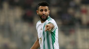 رياض محرز يدخل نادي المئة ويحقق رقمًا تاريخيًا مع منتخب الجزائر
