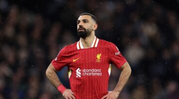 محمد صلاح يخوض أضعف مبارياته بفعل ضغط باريس سان جيرمان القوي