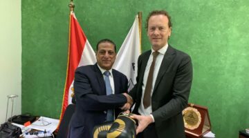 النجم اللبناني اللوزي يتألق في العمومية الأولى للاتحاد العالمي للملاكمة