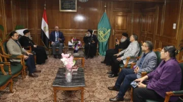 محافظ القليوبية يستقبل الأنبا مكسيموس ووفد الكنيسة للتهنئة بعيد الفطر المبارك