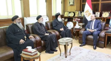 محافظ كفر الشيخ يستقبل وفد الكنيسة لتقديم التهاني بمناسبة عيد الفطر المبارك