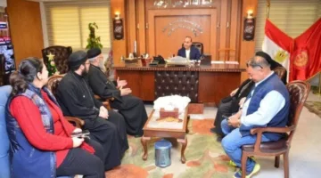 رئيس مدينة بورفؤاد يستقبل وفد الكنيسة لتهنئته بحلول عيد الفطر المبارك