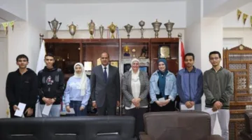 تكريم أوائل الطلبة الفائزين بالمركز الأول على مستوى الجمهورية في المسابقة السنوية
