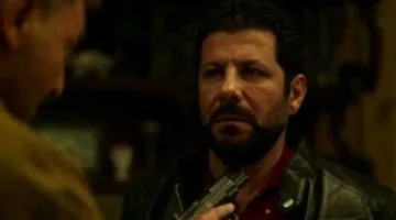 مسلسل ظلم المصطبة الحلقة 12.. مؤمن يخون حسن ويصدم زوجته بأفعاله