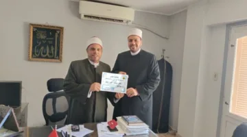 الإمام المثالي بالبحر الأحمر يتلقى تكريمًا خاصًا من وزير الأوقاف