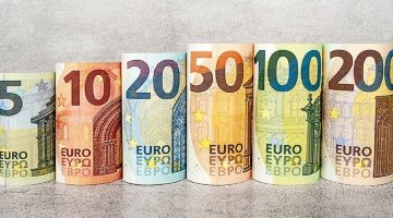 سعر اليورو أمام الجنيه اليوم الجمعة 21 مارس 2025.. تحديث جديد