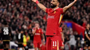 محمد صلاح على بعد هدف واحد من تحطيم رقم جيرارد القياسي في الدوري الإنجليزي