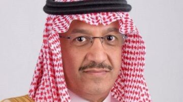 إيقاف صلاحيات مديري التعليم في تمديد خدمات المتقاعدين