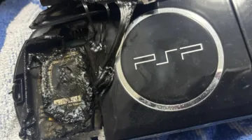 بطارية جهاز PSP تنفجر وتثير قلق المستخدمين بشكل واسع في المجتمع التقني