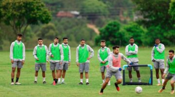 خاص | منتخب ليبيا يتلقى ضربة موجعة قبل مواجهة أنغولا